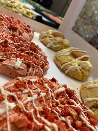 Strawberry Crunch Cookie